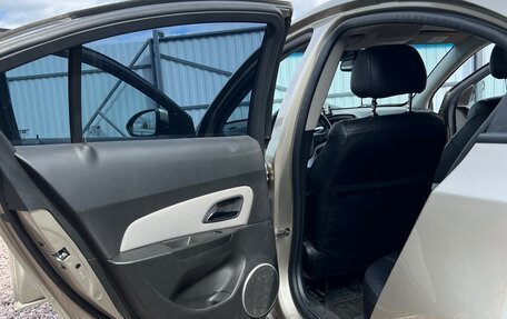 Chevrolet Cruze II, 2011 год, 880 000 рублей, 12 фотография