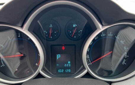 Chevrolet Cruze II, 2011 год, 880 000 рублей, 8 фотография