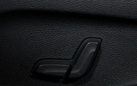 Mercedes-Benz C-Класс, 2018 год, 2 550 000 рублей, 13 фотография