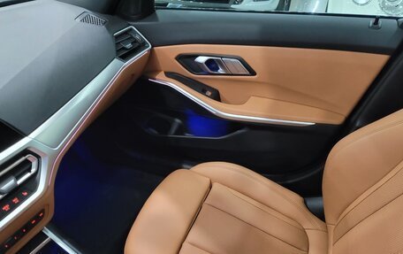 BMW 3 серия, 2022 год, 3 350 000 рублей, 13 фотография