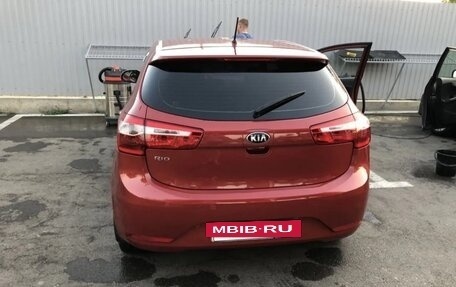 KIA Rio III рестайлинг, 2013 год, 870 000 рублей, 7 фотография