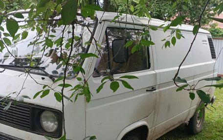 Volkswagen Caravelle T3, 1985 год, 300 000 рублей, 5 фотография