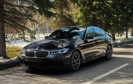 BMW 5 серия, 2023 год, 6 740 000 рублей, 3 фотография