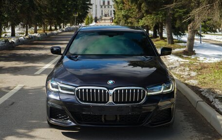 BMW 5 серия, 2023 год, 6 740 000 рублей, 2 фотография