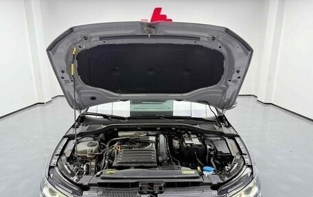 Volkswagen Golf VIII, 2022 год, 2 100 111 рублей, 9 фотография