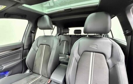 Volkswagen Golf VIII, 2022 год, 2 100 111 рублей, 13 фотография
