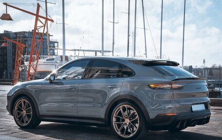 Porsche Cayenne III, 2022 год, 23 500 000 рублей, 4 фотография