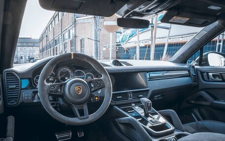Porsche Cayenne III, 2022 год, 23 500 000 рублей, 13 фотография