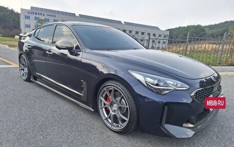 KIA Stinger I, 2021 год, 2 400 000 рублей, 2 фотография