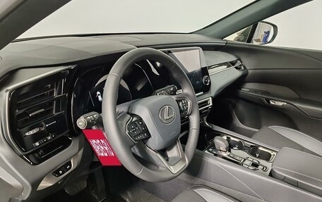Lexus RX IV рестайлинг, 2025 год, 8 990 000 рублей, 12 фотография