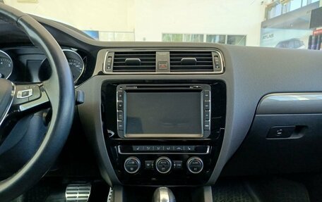 Volkswagen Jetta VI, 2016 год, 1 420 000 рублей, 15 фотография
