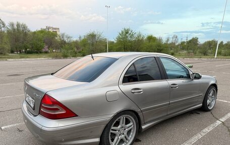 Mercedes-Benz C-Класс, 2004 год, 790 000 рублей, 2 фотография