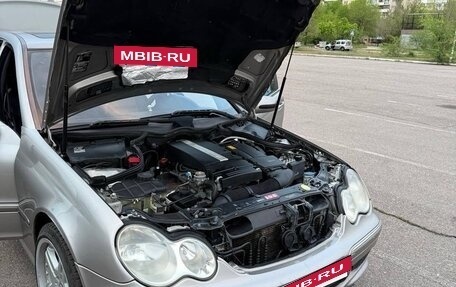 Mercedes-Benz C-Класс, 2004 год, 790 000 рублей, 6 фотография