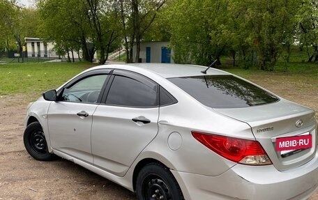 Hyundai Solaris II рестайлинг, 2013 год, 485 000 рублей, 9 фотография