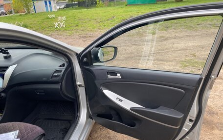 Hyundai Solaris II рестайлинг, 2013 год, 485 000 рублей, 16 фотография