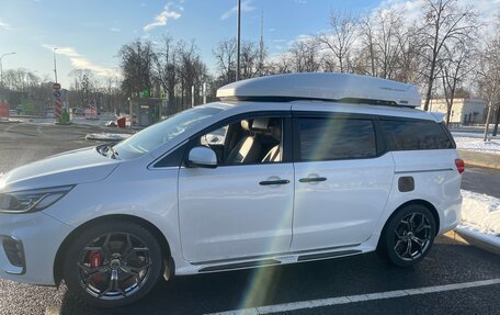 KIA Carnival III, 2020 год, 3 700 000 рублей, 7 фотография