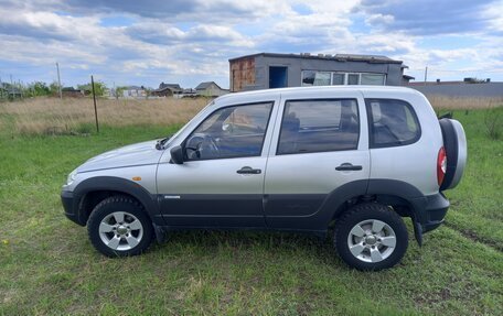 Chevrolet Niva I рестайлинг, 2011 год, 515 000 рублей, 9 фотография