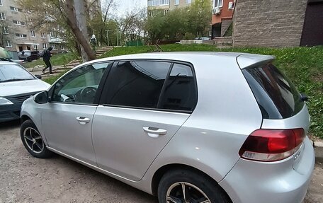Volkswagen Golf VI, 2010 год, 700 000 рублей, 4 фотография