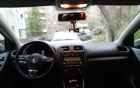Volkswagen Golf VI, 2010 год, 700 000 рублей, 5 фотография