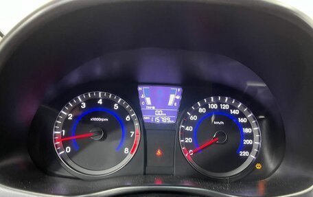 Hyundai Solaris II рестайлинг, 2013 год, 820 000 рублей, 11 фотография