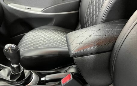 Hyundai Solaris II рестайлинг, 2013 год, 820 000 рублей, 31 фотография