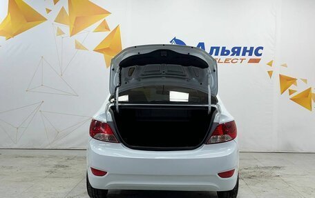 Hyundai Solaris II рестайлинг, 2013 год, 820 000 рублей, 34 фотография