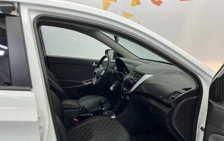 Hyundai Solaris II рестайлинг, 2013 год, 820 000 рублей, 28 фотография