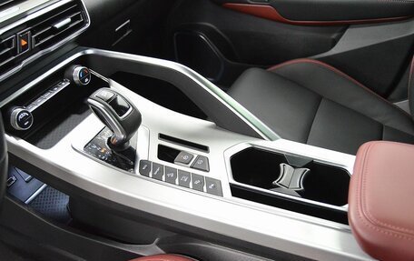 Geely Coolray I, 2022 год, 1 800 000 рублей, 16 фотография