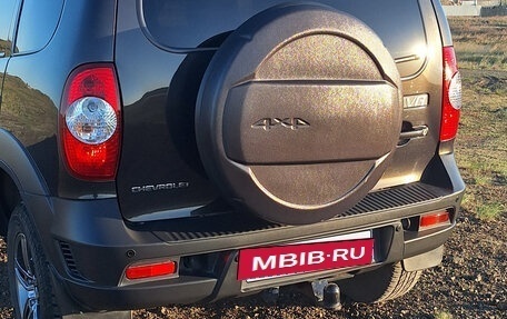 Chevrolet Niva I рестайлинг, 2018 год, 950 000 рублей, 2 фотография