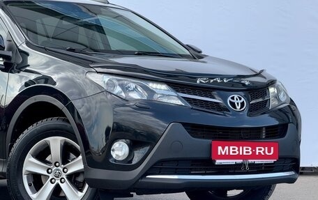 Toyota RAV4, 2015 год, 1 950 000 рублей, 4 фотография