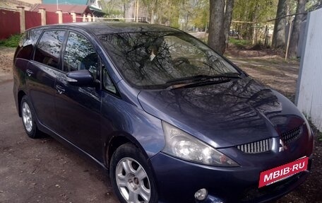 Mitsubishi Grandis, 2005 год, 695 000 рублей, 3 фотография