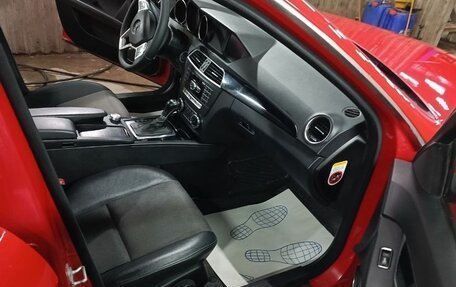 Mercedes-Benz C-Класс, 2011 год, 1 050 000 рублей, 7 фотография