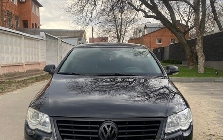 Volkswagen Passat B6, 2005 год, 650 000 рублей, 3 фотография