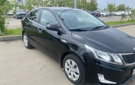 KIA Rio III рестайлинг, 2013 год, 879 000 рублей, 3 фотография