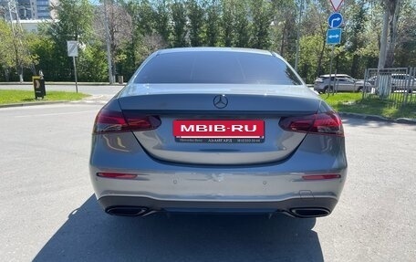 Mercedes-Benz E-Класс, 2020 год, 4 750 000 рублей, 6 фотография