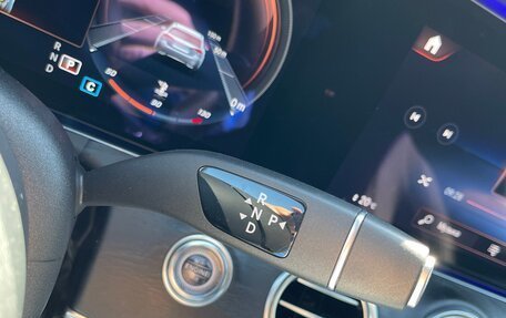 Mercedes-Benz E-Класс, 2020 год, 4 750 000 рублей, 29 фотография