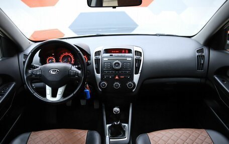 KIA cee'd I рестайлинг, 2010 год, 550 000 рублей, 16 фотография