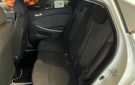 Hyundai Solaris II рестайлинг, 2013 год, 939 000 рублей, 18 фотография