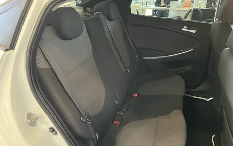 Hyundai Solaris II рестайлинг, 2013 год, 939 000 рублей, 20 фотография