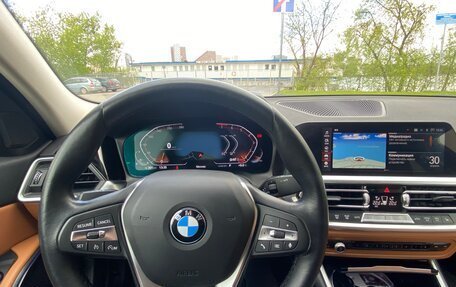 BMW 3 серия, 2021 год, 4 500 000 рублей, 13 фотография