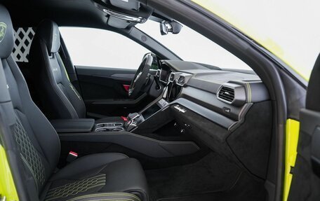 Lamborghini Urus I, 2024 год, 49 000 000 рублей, 9 фотография