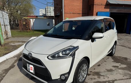 Toyota Sienta II, 2015 год, 1 250 000 рублей, 7 фотография