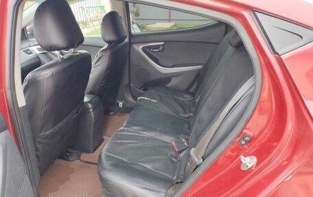 Hyundai Elantra V, 2012 год, 650 000 рублей, 8 фотография