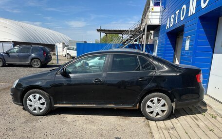 Volkswagen Jetta VI, 2009 год, 550 000 рублей, 2 фотография