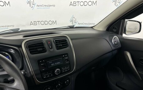 Renault Logan II, 2016 год, 698 000 рублей, 11 фотография