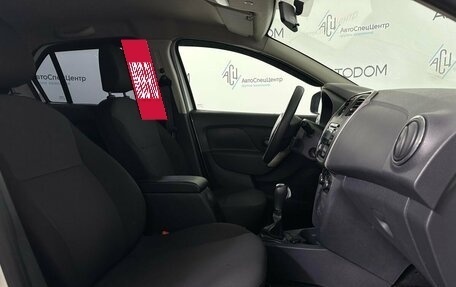 Renault Logan II, 2016 год, 698 000 рублей, 12 фотография