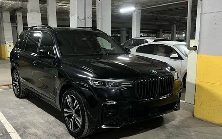 BMW X7, 2022 год, 9 890 000 рублей, 2 фотография