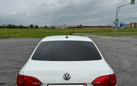 Volkswagen Jetta VI, 2014 год, 960 000 рублей, 3 фотография