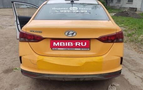 Hyundai Solaris II рестайлинг, 2021 год, 1 200 000 рублей, 4 фотография