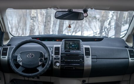 Toyota Prius, 2007 год, 900 000 рублей, 9 фотография